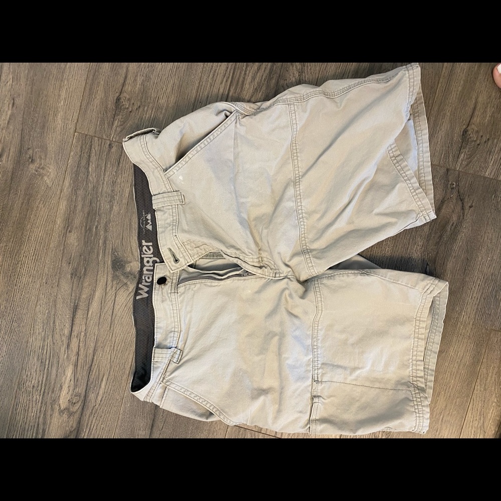 Men’s wrangler shorts